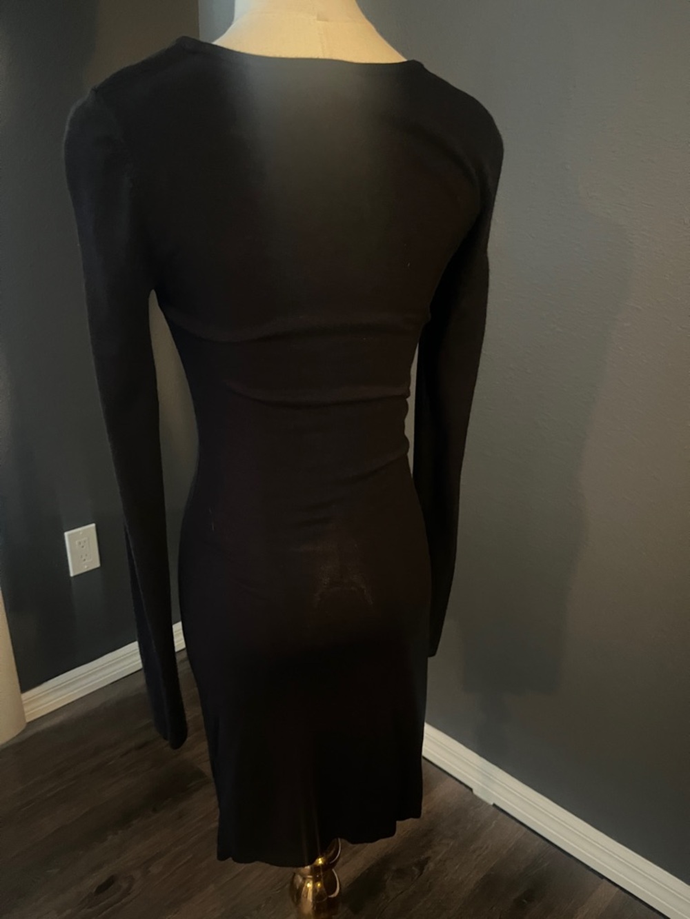 Express Dress - Picture 5 of 8